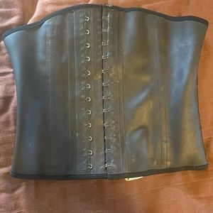 Waist Trainer